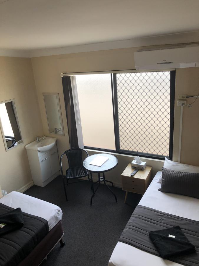 Kingsford Riverside Inn Brisbane Bagian luar foto