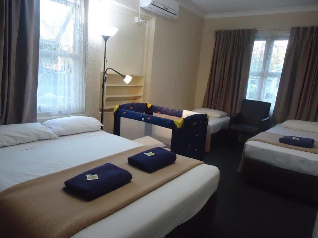 Kingsford Riverside Inn Brisbane Bagian luar foto